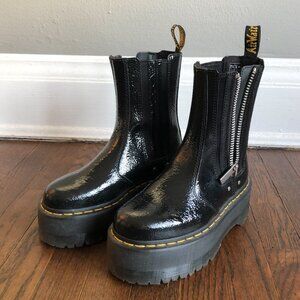 Dr. Martens Max Leather Platform Chelsea Boots 2976 U.S. size 6